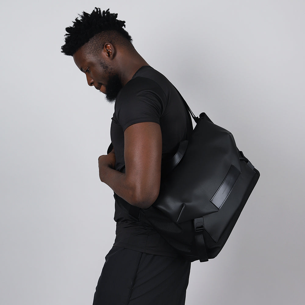 Hawk C1 | Messenger Bag | Cross Bag – MATHEMATIK